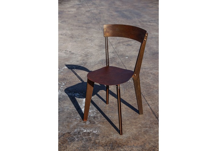 Design-furniture-Italy-Corten-design-Design-made-in-Italy-Italian-design-store-ZINNIA | Corten chair