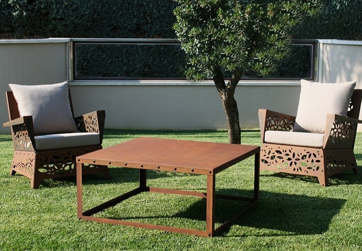 Arredamento-in-acciaio-Stile-industriale-Arredamento-in-corten-Arredamento made-in-Italy-HANAMI | Poltrona in corten